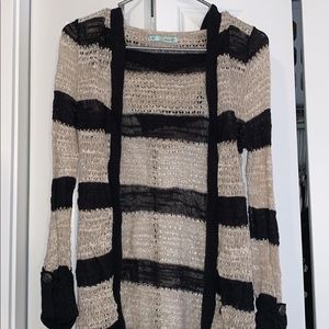 tan/black cardigan